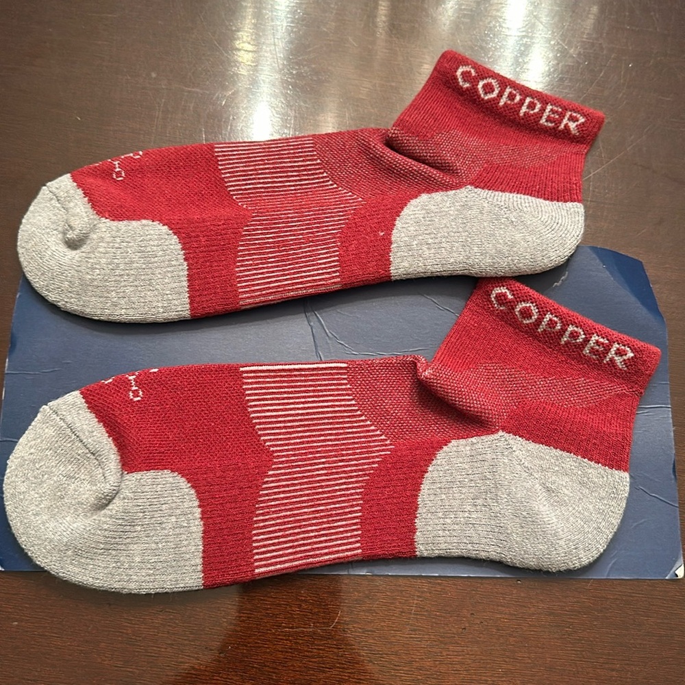Tommie Copper Women’s Ultra Fit Ankle Socks - Burgundy